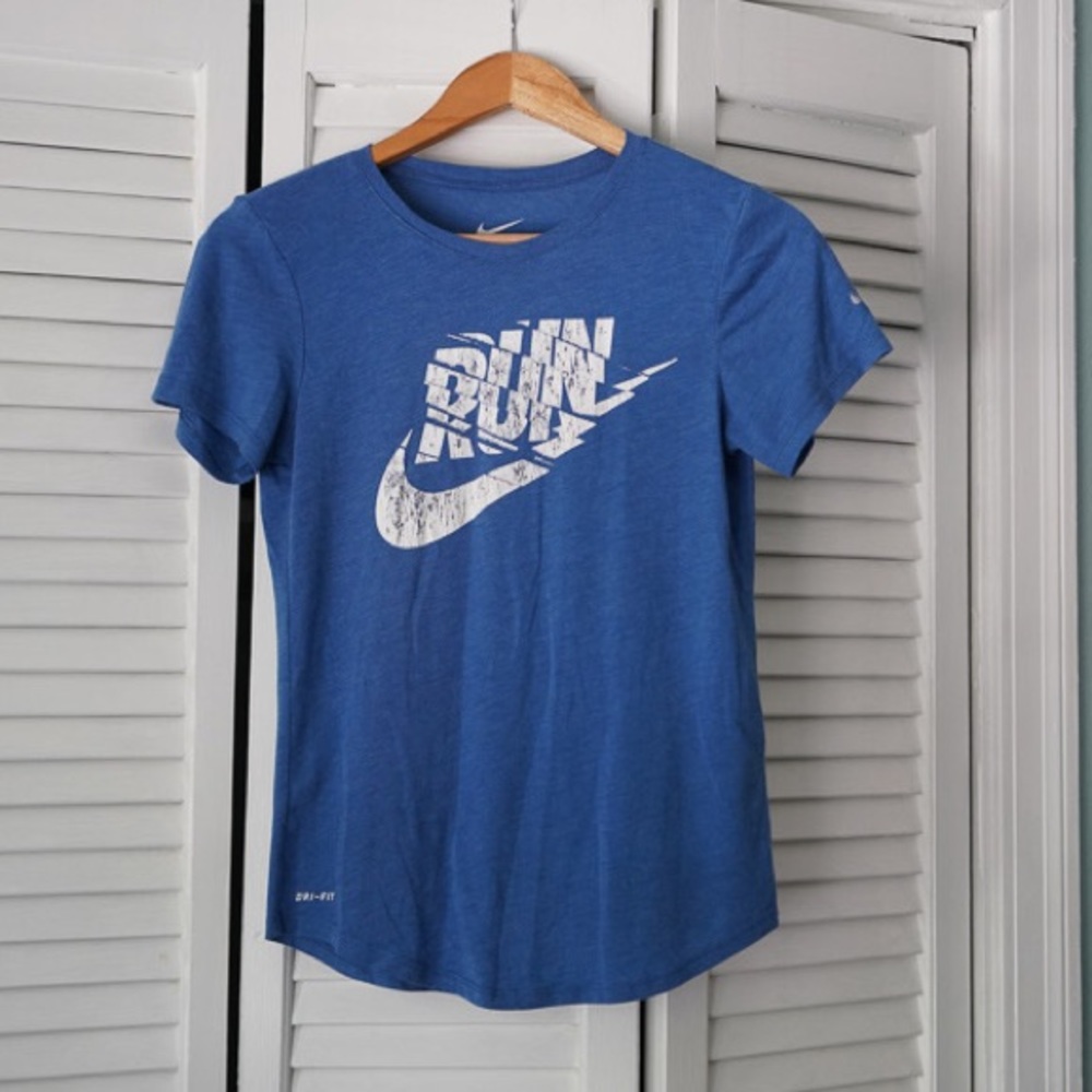 Nike run tee